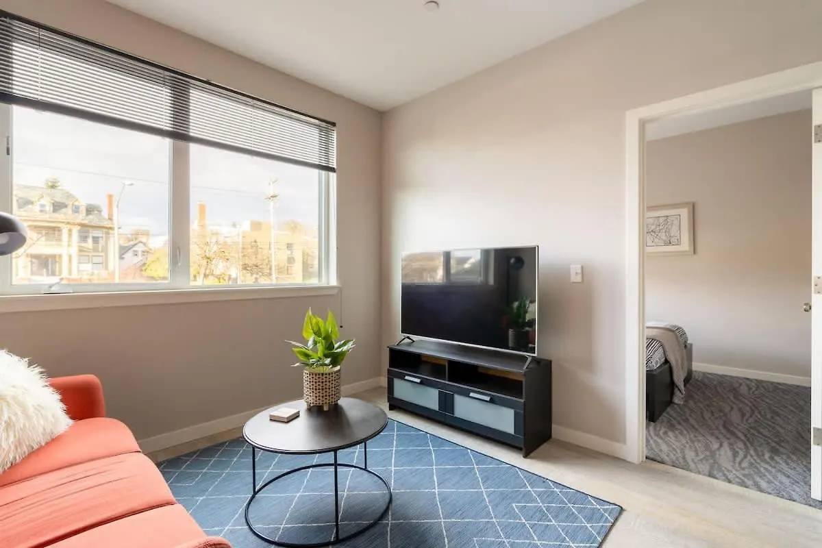 Retro Modern 1-Bedroom With 90 Walkscore Портленд 0*,
