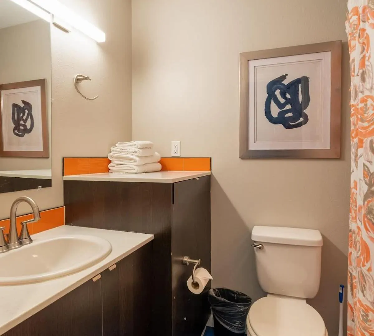 Retro Modern 1-Bedroom With 90 Walkscore Портленд Апартаменты